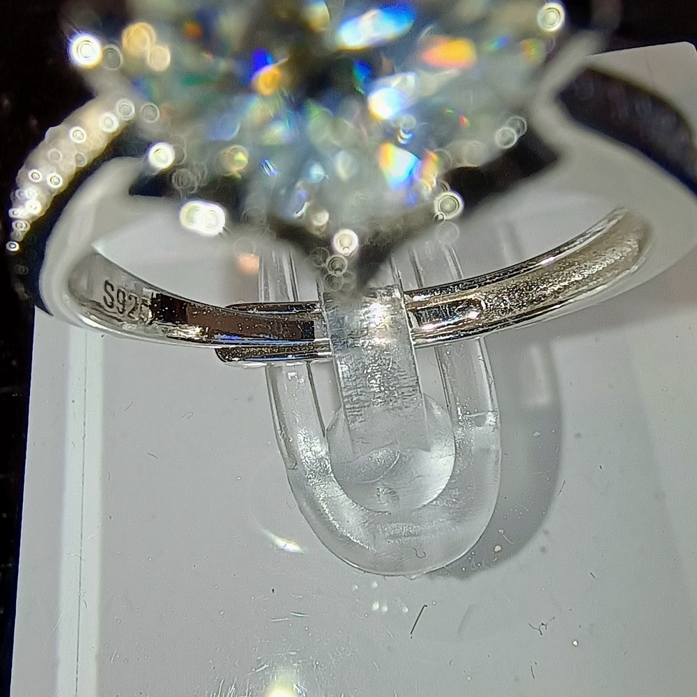 Radiant Silver Moissanite Ring 1 Ct - Picture 8 of 8